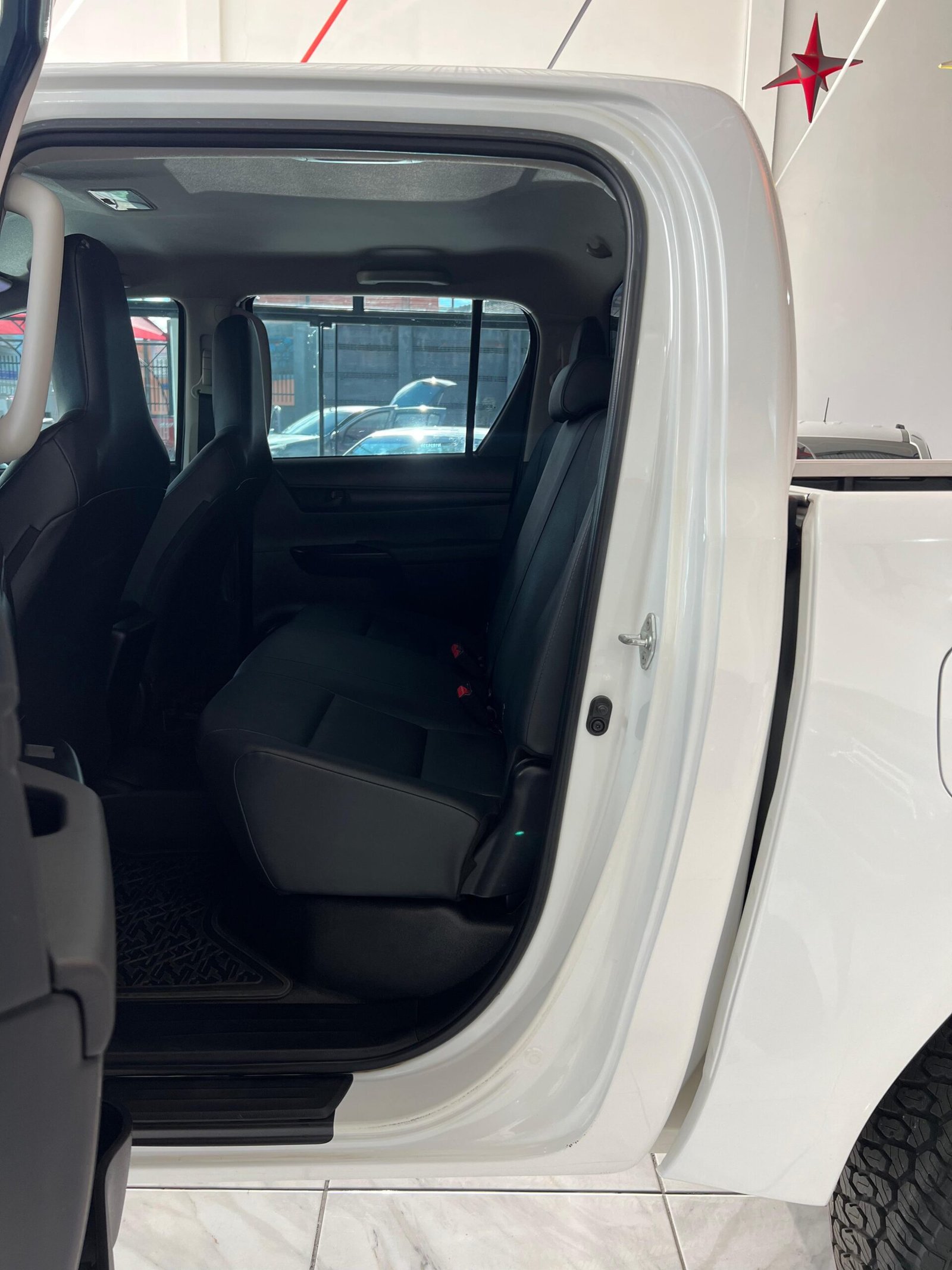 TOYOTA HILUX CD 4X4 2.8 DIESEL 2022 204CV ( VENDIDO ) - Imagem 11