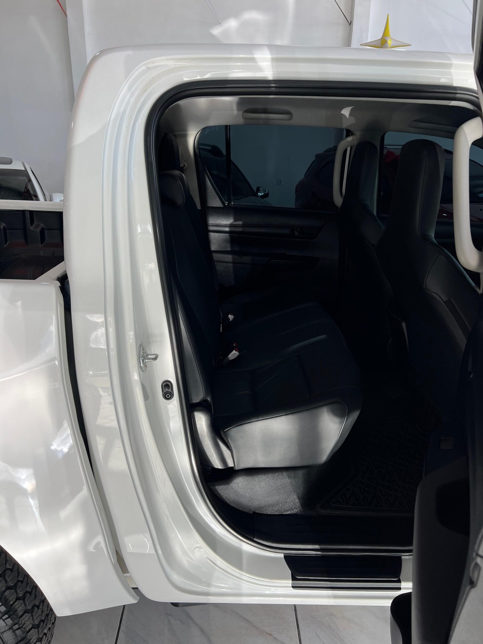 TOYOTA HILUX CD 4X4 2.8 DIESEL 2022 204CV ( VENDIDO ) - Imagem 12