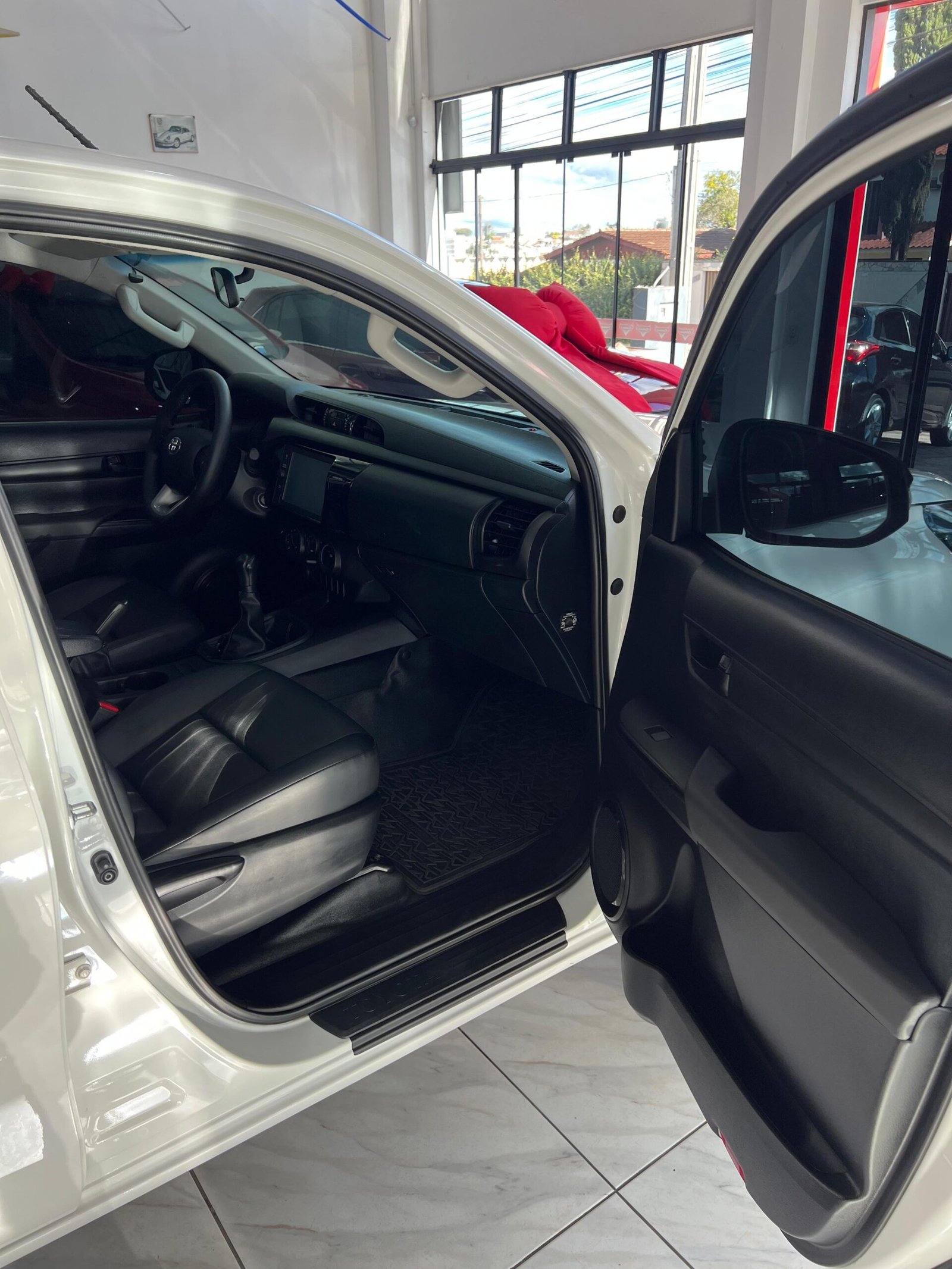 TOYOTA HILUX CD 4X4 2.8 DIESEL 2022 204CV ( VENDIDO ) - Imagem 13