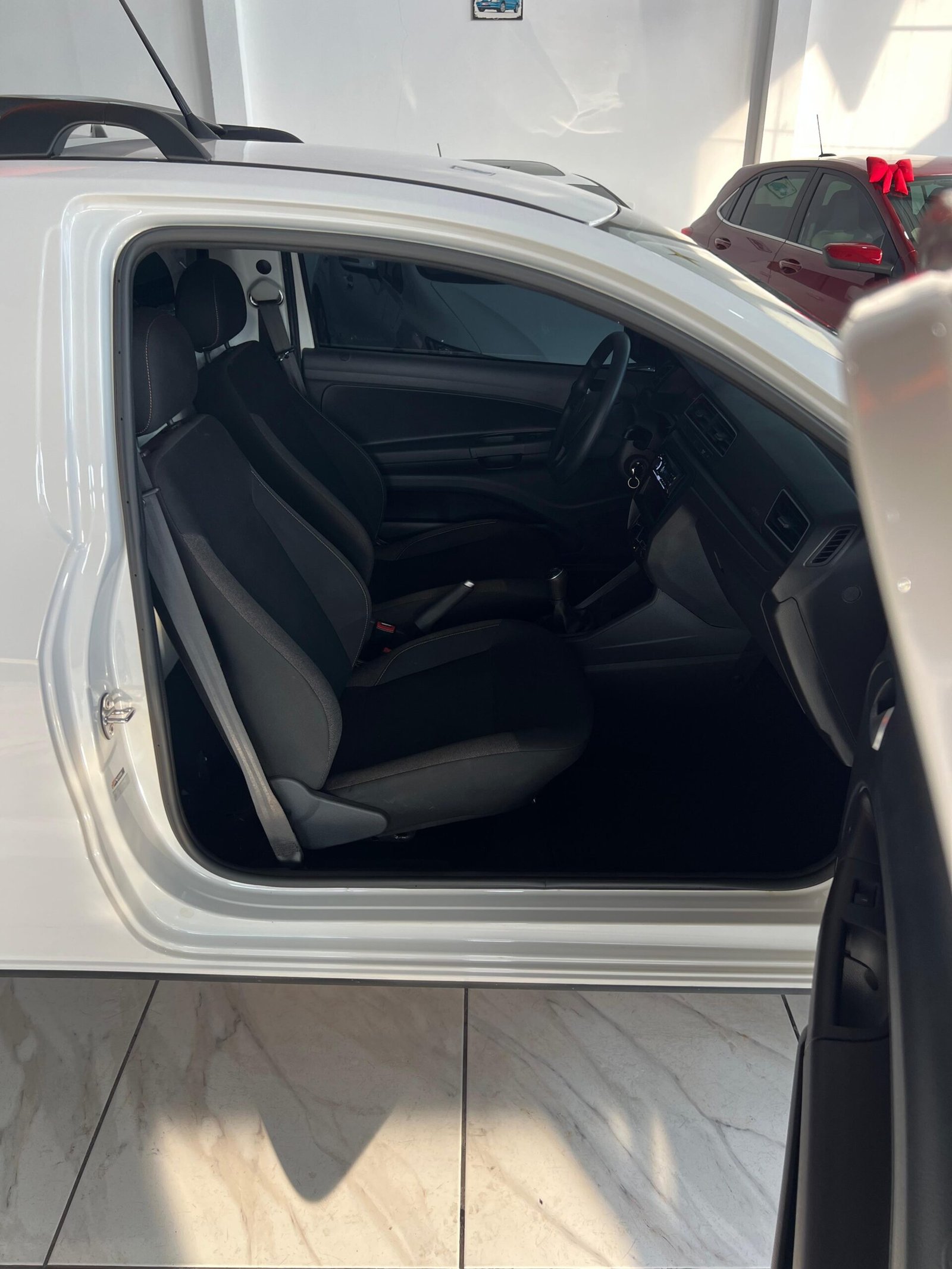 VW/Saveiro Robust 1.6 MSI 2024 - Imagem 16
