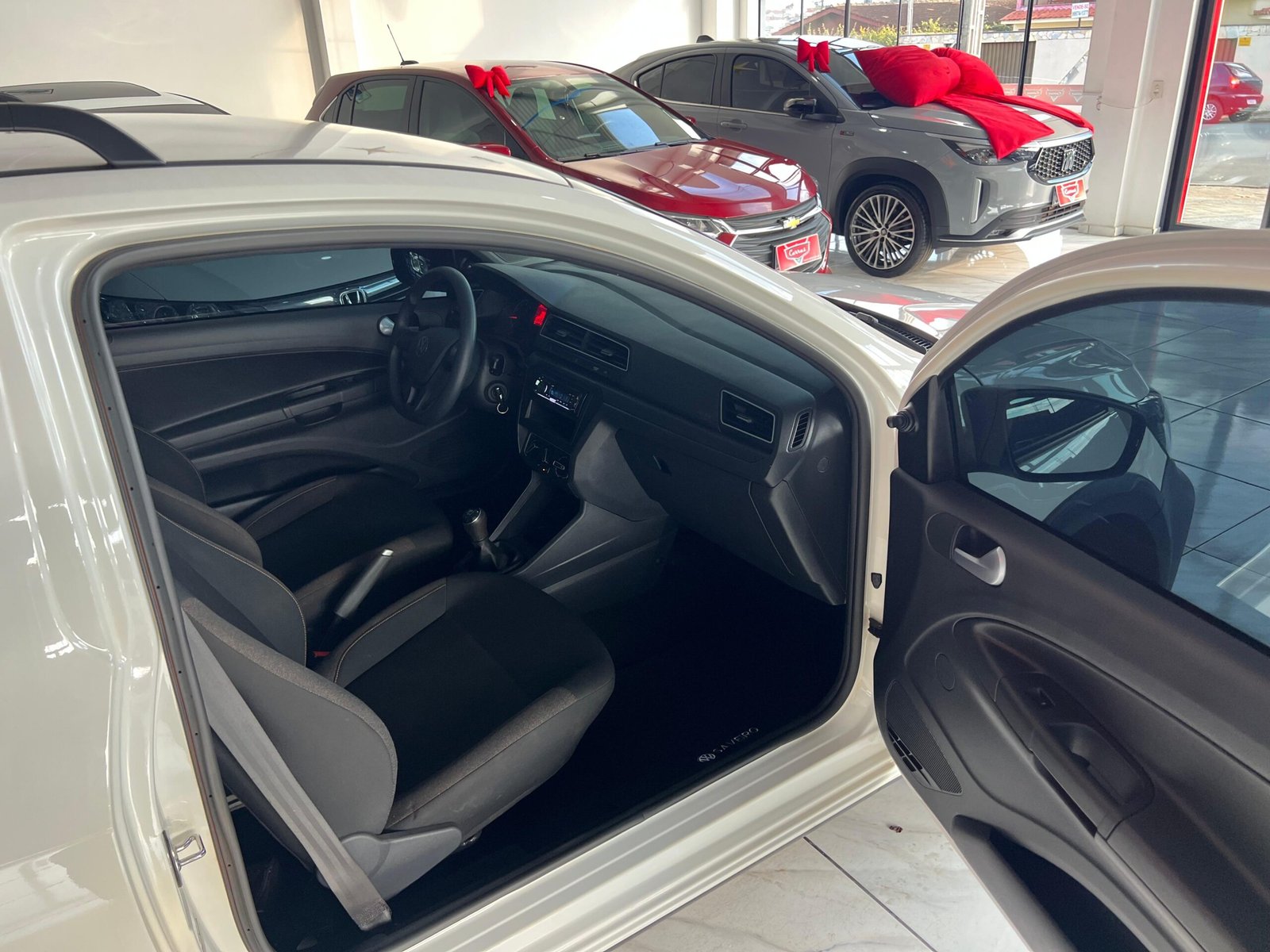 VW/Saveiro Robust 1.6 MSI 2024 - Imagem 17
