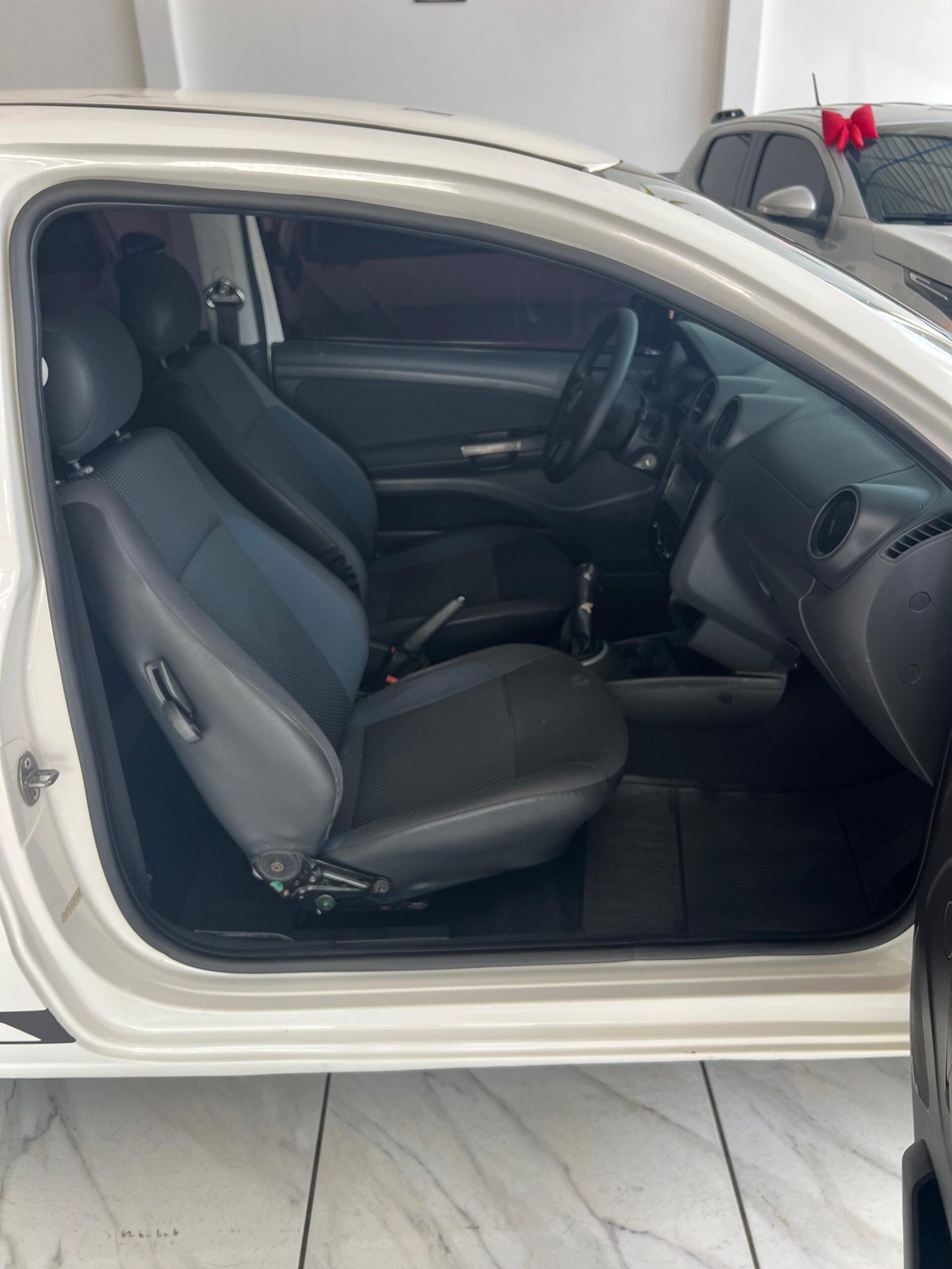 VW - GOL TRENDLINE 1.0 2016 - Imagem 12