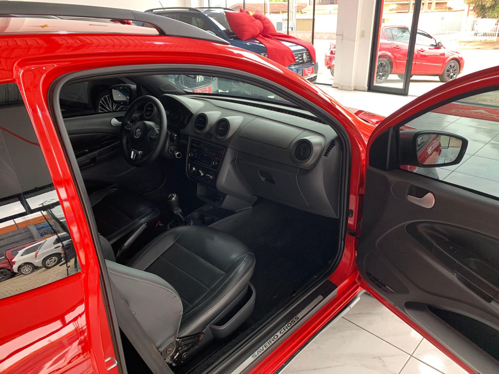 VW/Saveiro Cross 1.6 C.E – 2014 - Imagem 12