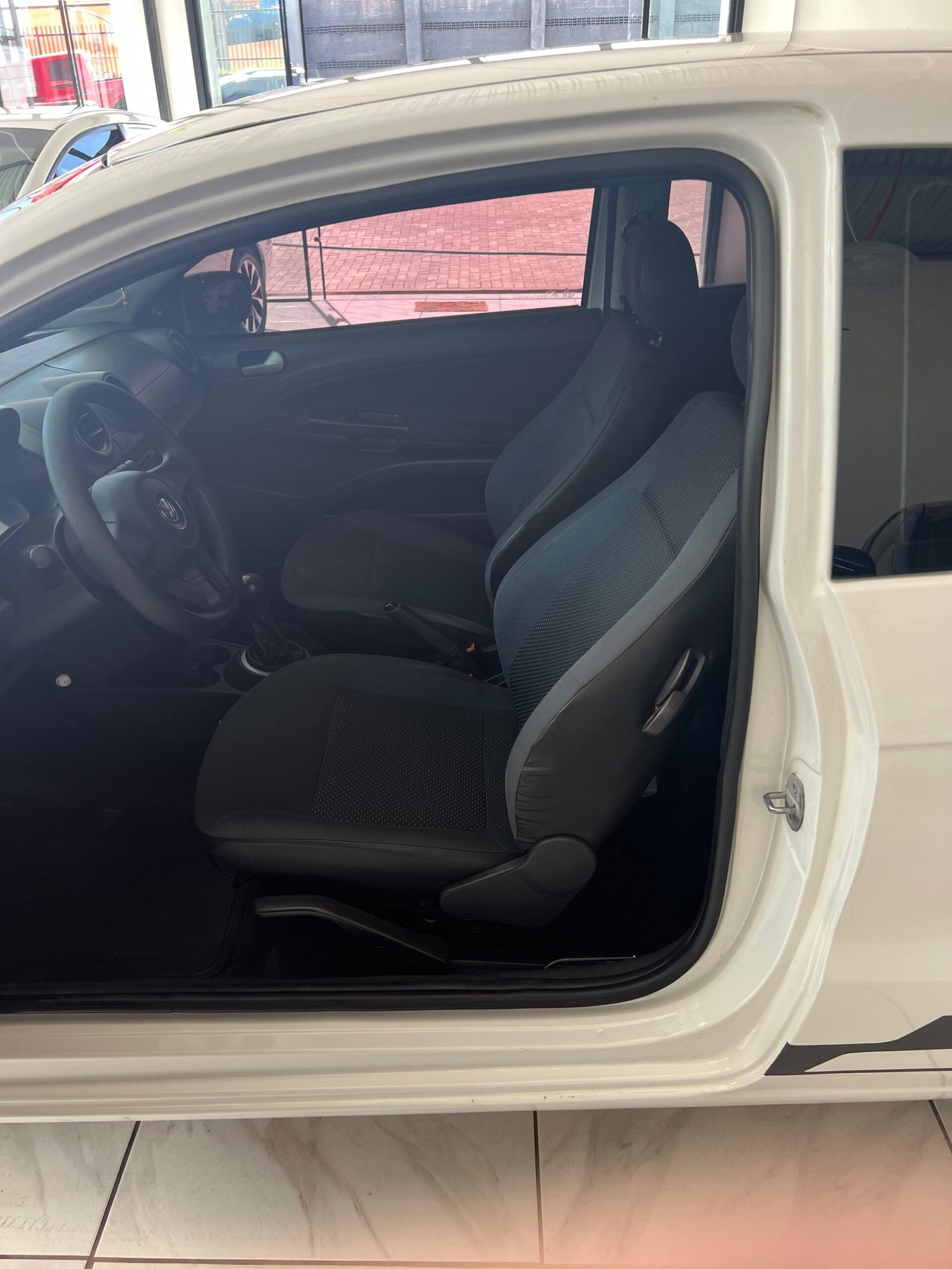 VW - GOL TRENDLINE 1.0 2016 - Imagem 10