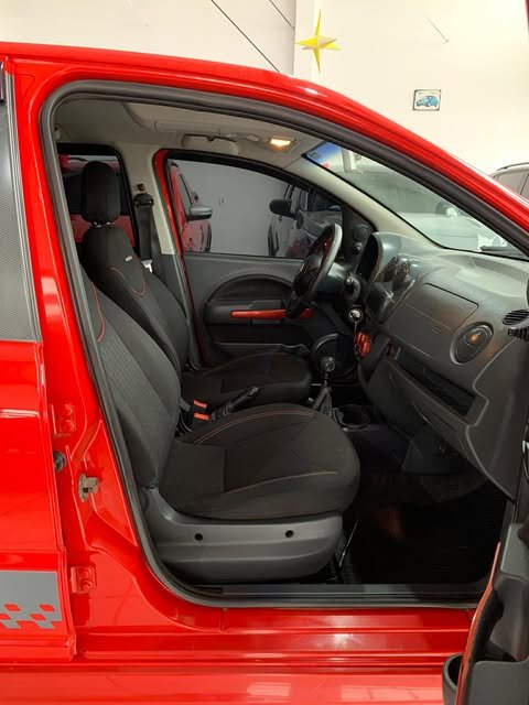 FIAT UNO SPORTING 1.4 - 2014 - Imagem 13