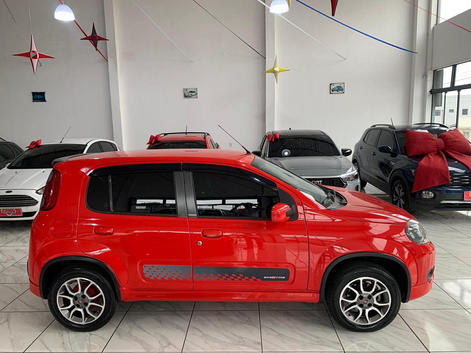 FIAT UNO SPORTING 1.4 - 2014 - Imagem 4