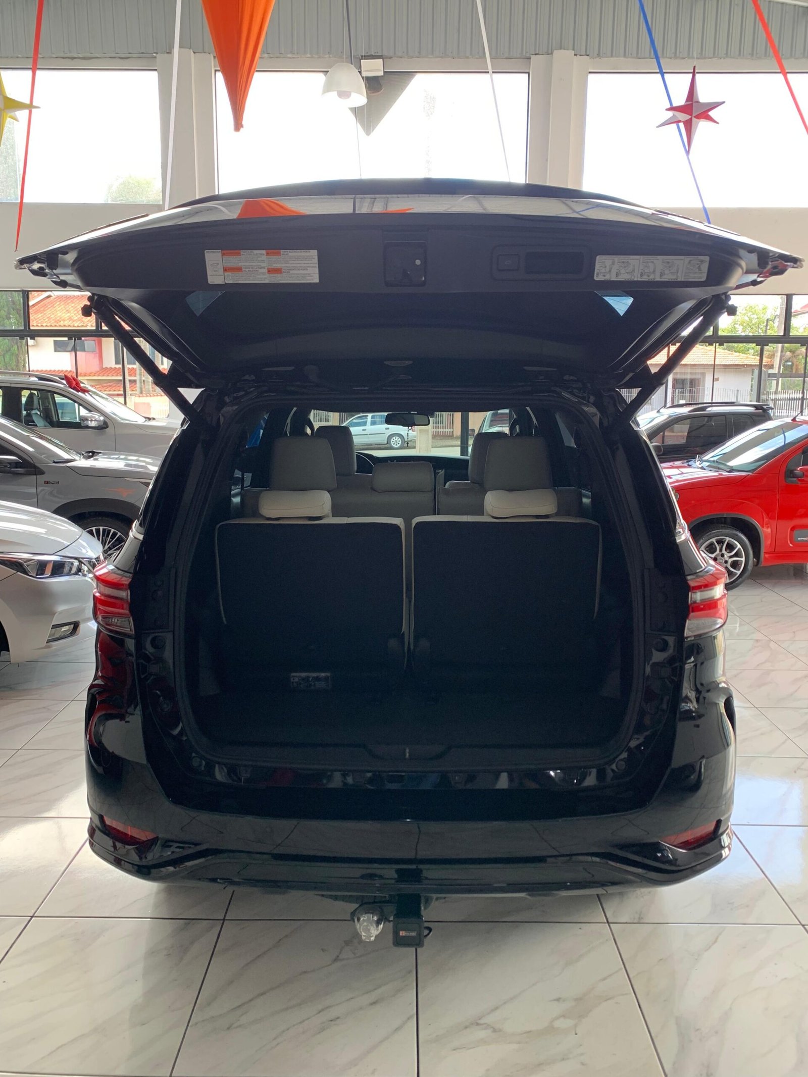 đđ TOYOTA HILUX SW4 DIAMOND 2023/2024 â DIESEL 2.8 â 204 CV â 7 LUGARES ⨠VERSĂO DIAMOND | TOPO DE LINHA | IMPECĂVEL - Imagem 16