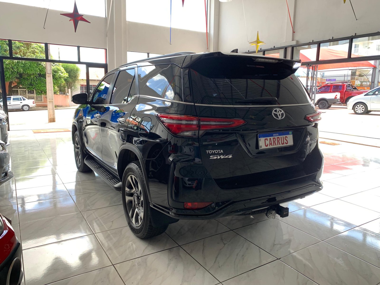 đđ TOYOTA HILUX SW4 DIAMOND 2023/2024 â DIESEL 2.8 â 204 CV â 7 LUGARES ⨠VERSĂO DIAMOND | TOPO DE LINHA | IMPECĂVEL - Imagem 8