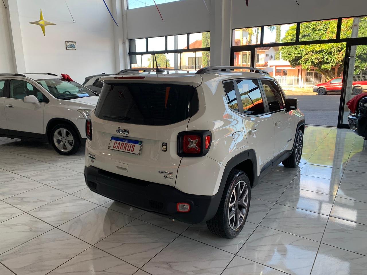 Jeep Renegade Longitude 4x4 2019 - Imagem 5
