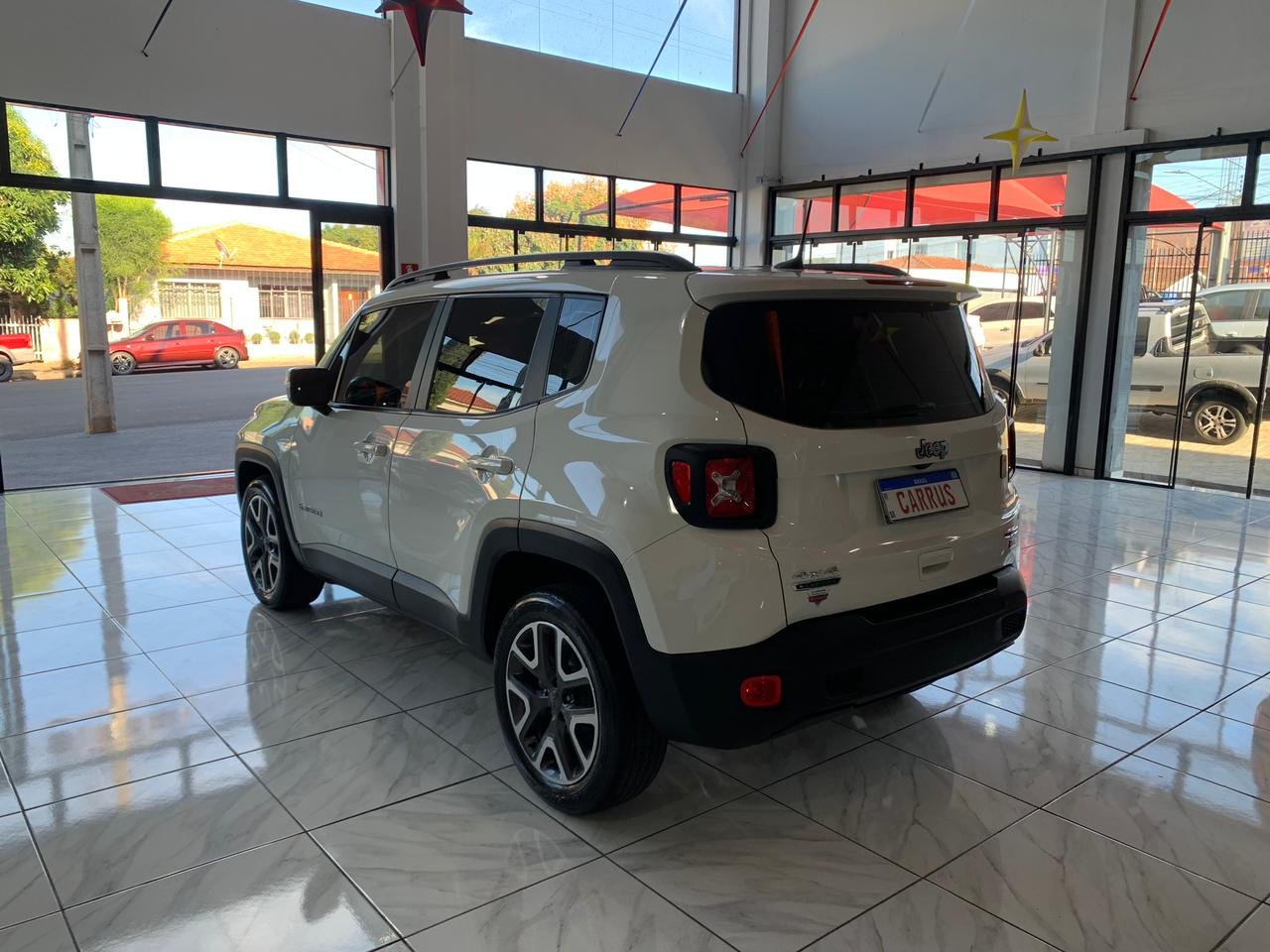 Jeep Renegade Longitude 4x4 2019 - Imagem 7