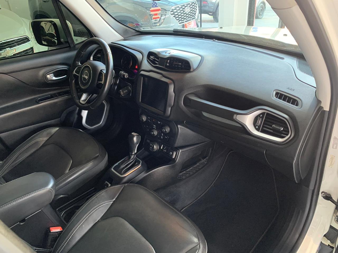 Jeep Renegade Longitude 4x4 2019 - Imagem 10