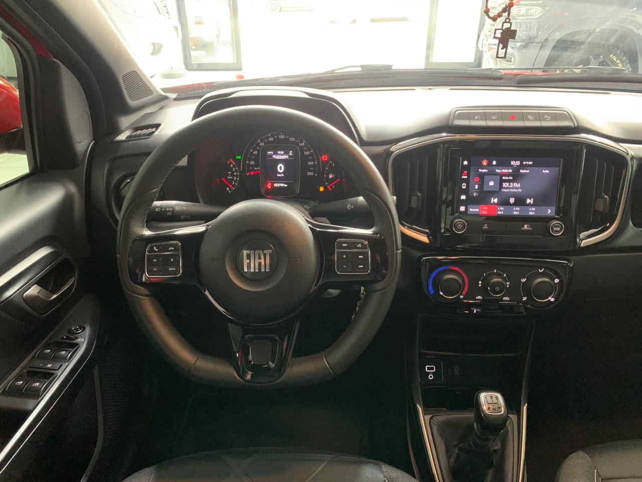 Fiat Strada Volcano Cabine Dupla 1.3 Ano 2022 - Imagem 15