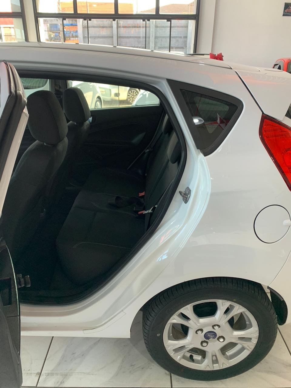 🚗 FORD NEW FIESTA SE 1.5 MANUAL 2015 🚗 - Imagem 10