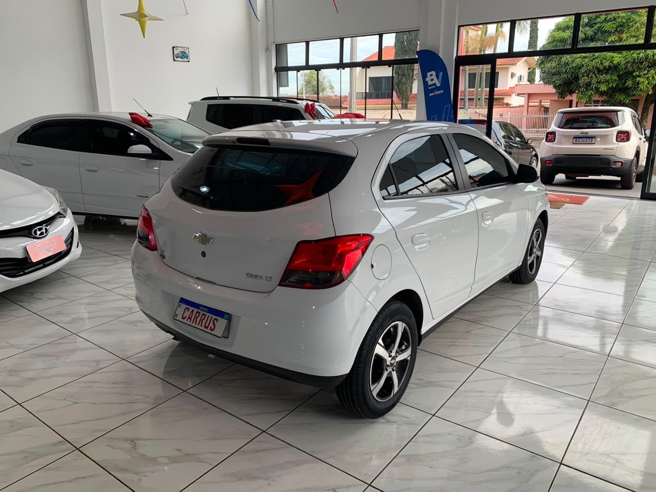 CHEV / ONIX HATCH LT 1.4 MEC - 2014 - Imagem 5