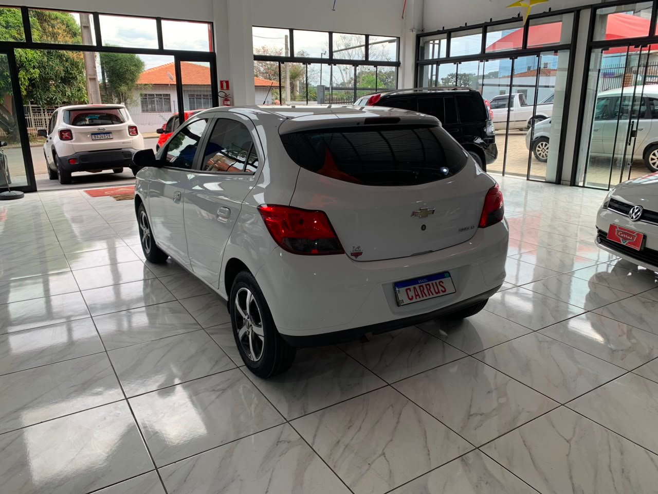 CHEV / ONIX HATCH LT 1.4 MEC - 2014 - Imagem 7